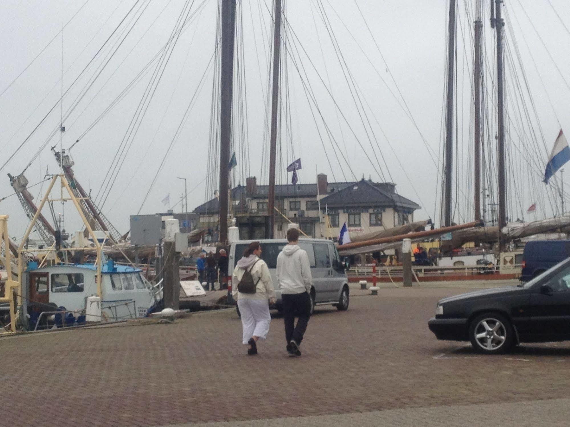 Havenhotel At Sea Texel Oudeschild Exterior foto